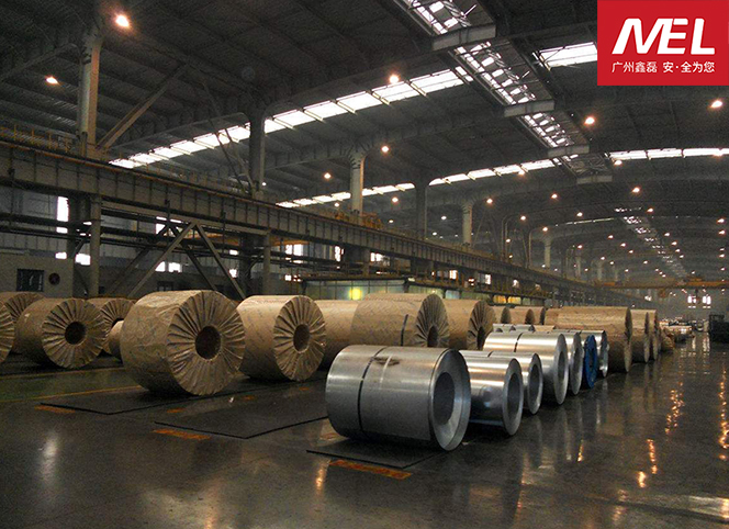 安全刀具，傳統(tǒng)金屬刀和陶瓷刀該如何抉擇！